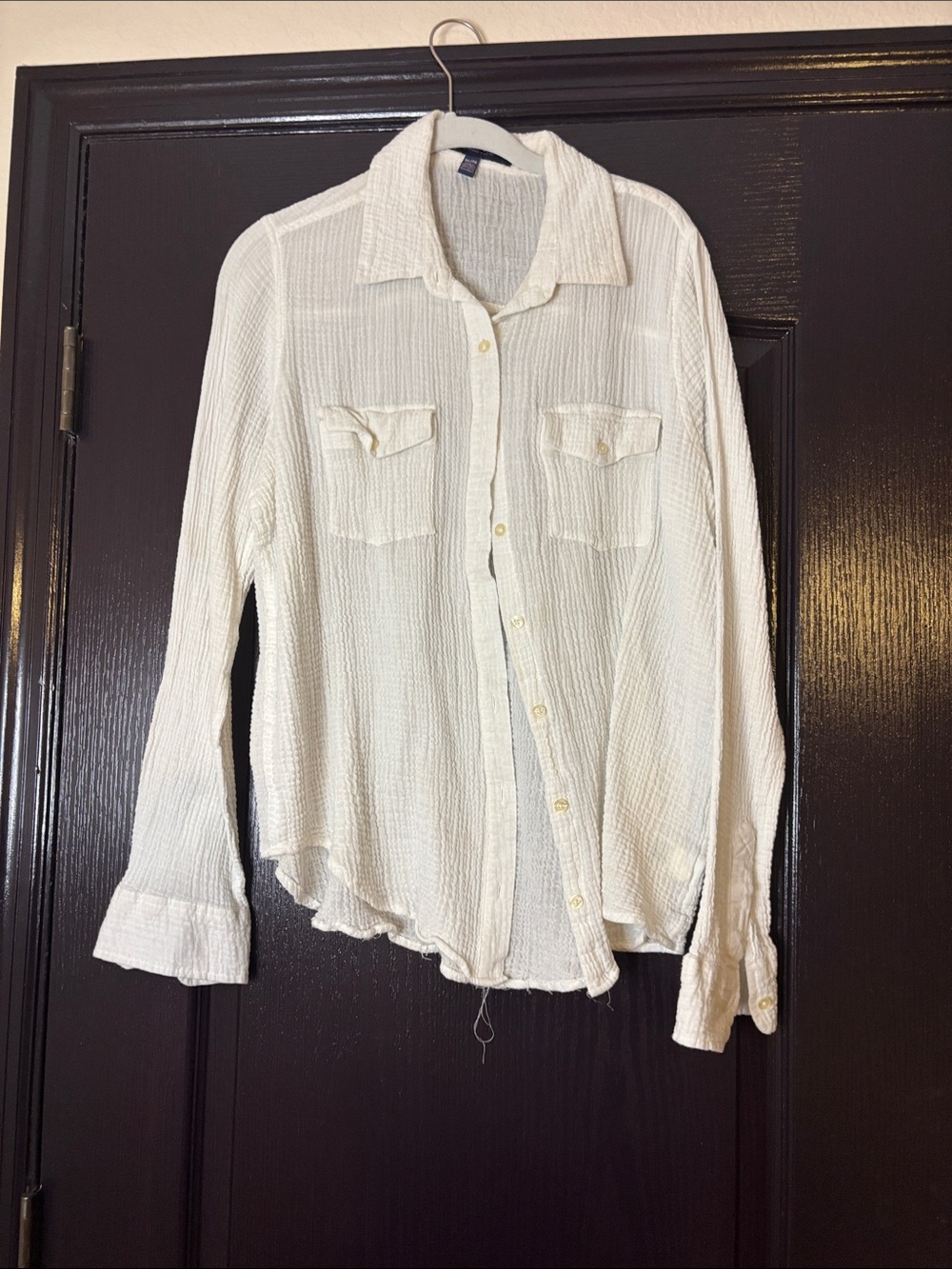 Womens White Button-Up Textured Long-Sleeve Shirt
